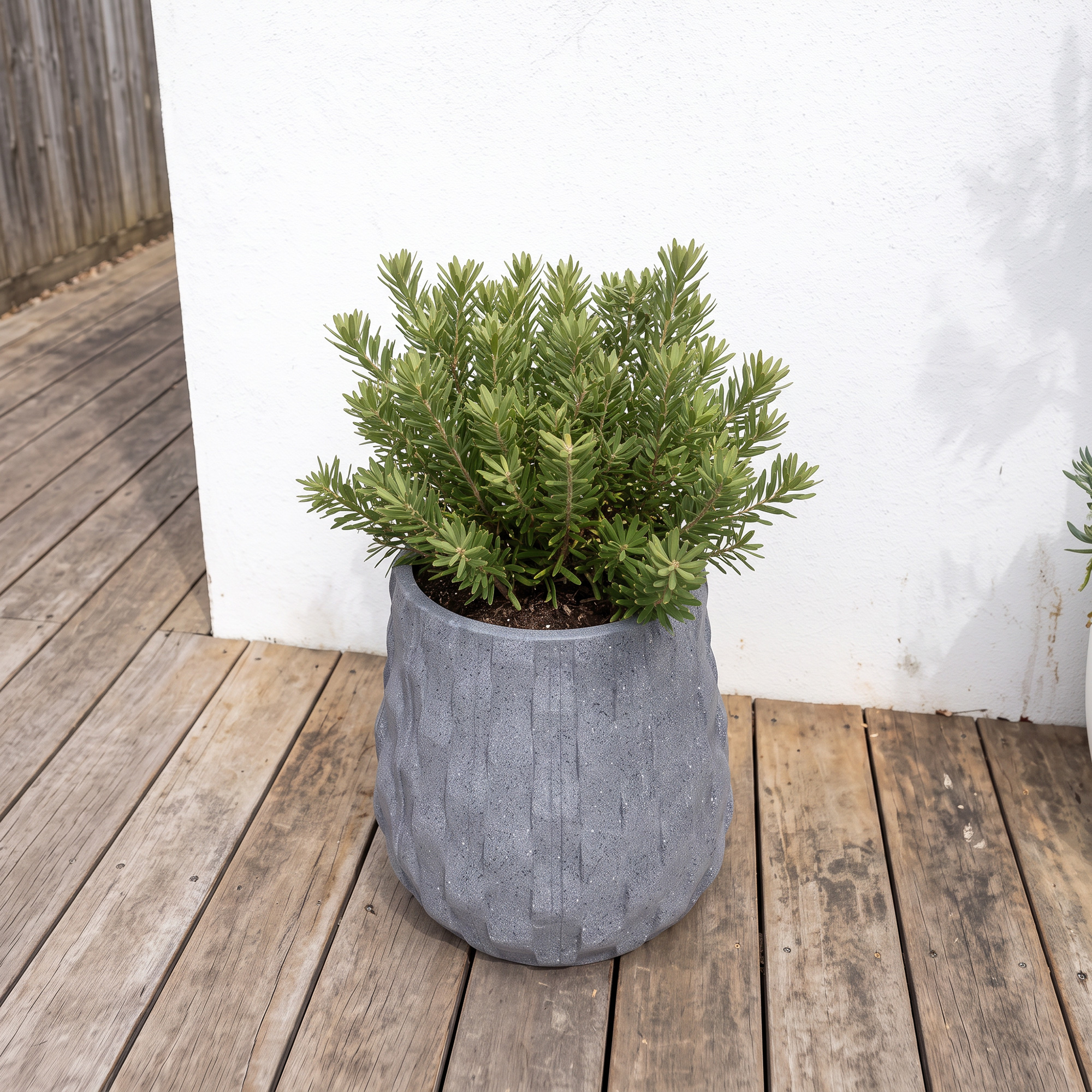 Mougins 40cm Fluted MGO Outdoor Planter Pot – Speckled Grey Mougins 40cm Fluted MGO Outdoor Planter Pot – Speckled Grey